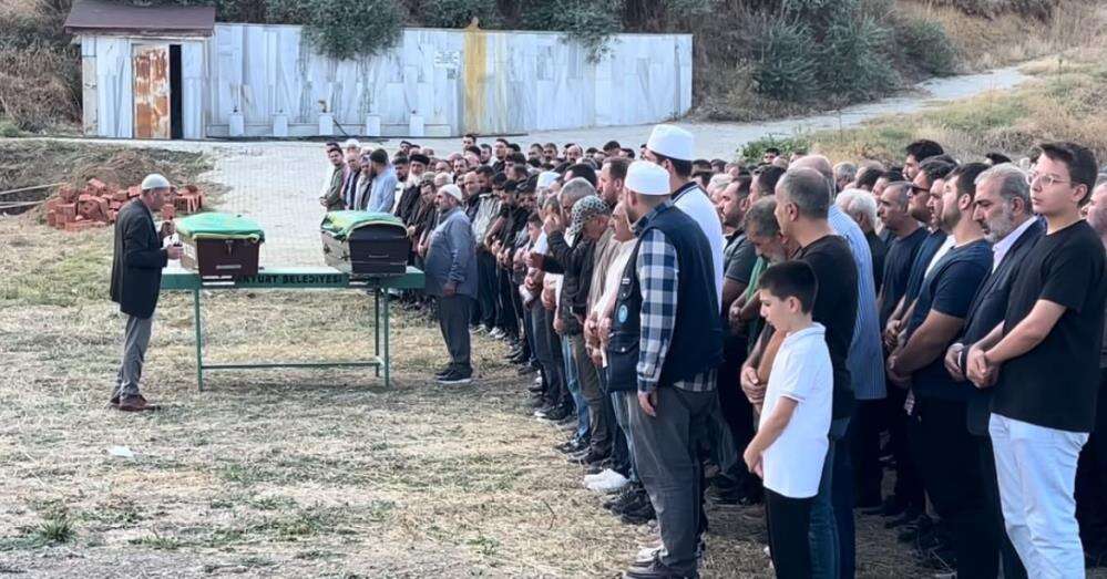 2 arkadaşıyla öldürülmüştü! Konya’da toprağa verildi 7